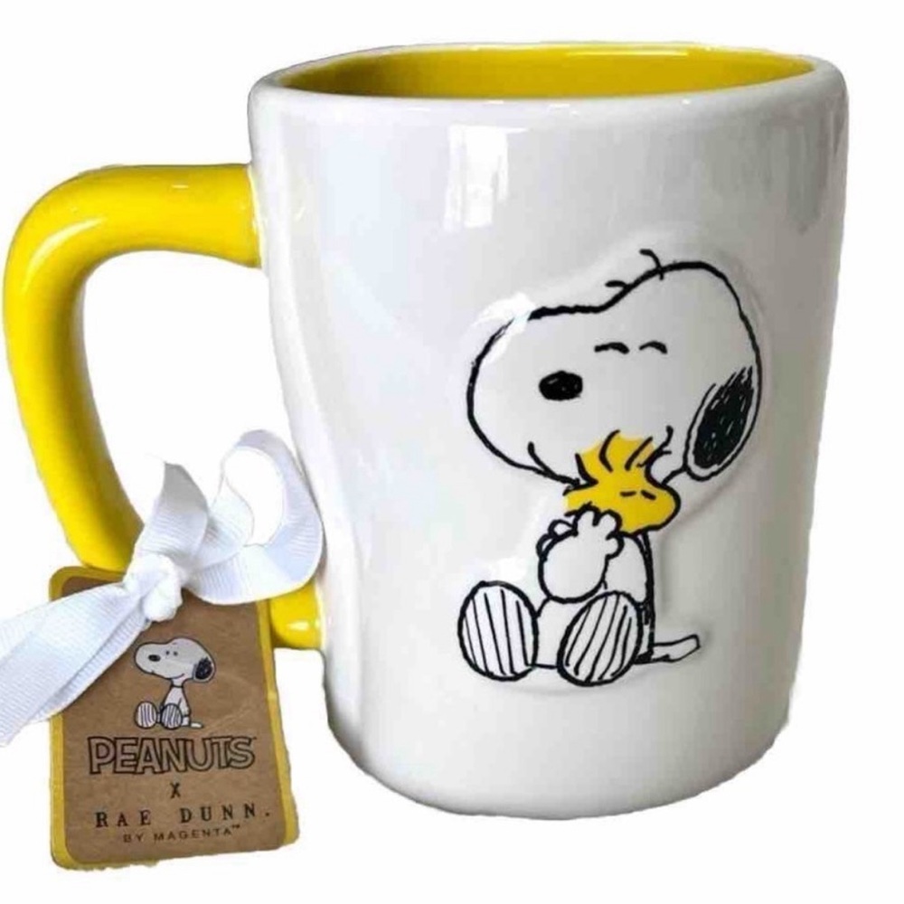 HAPPINESS IS ... Snoopy & Woodstock’s Double Side Yellow Interior Mug
